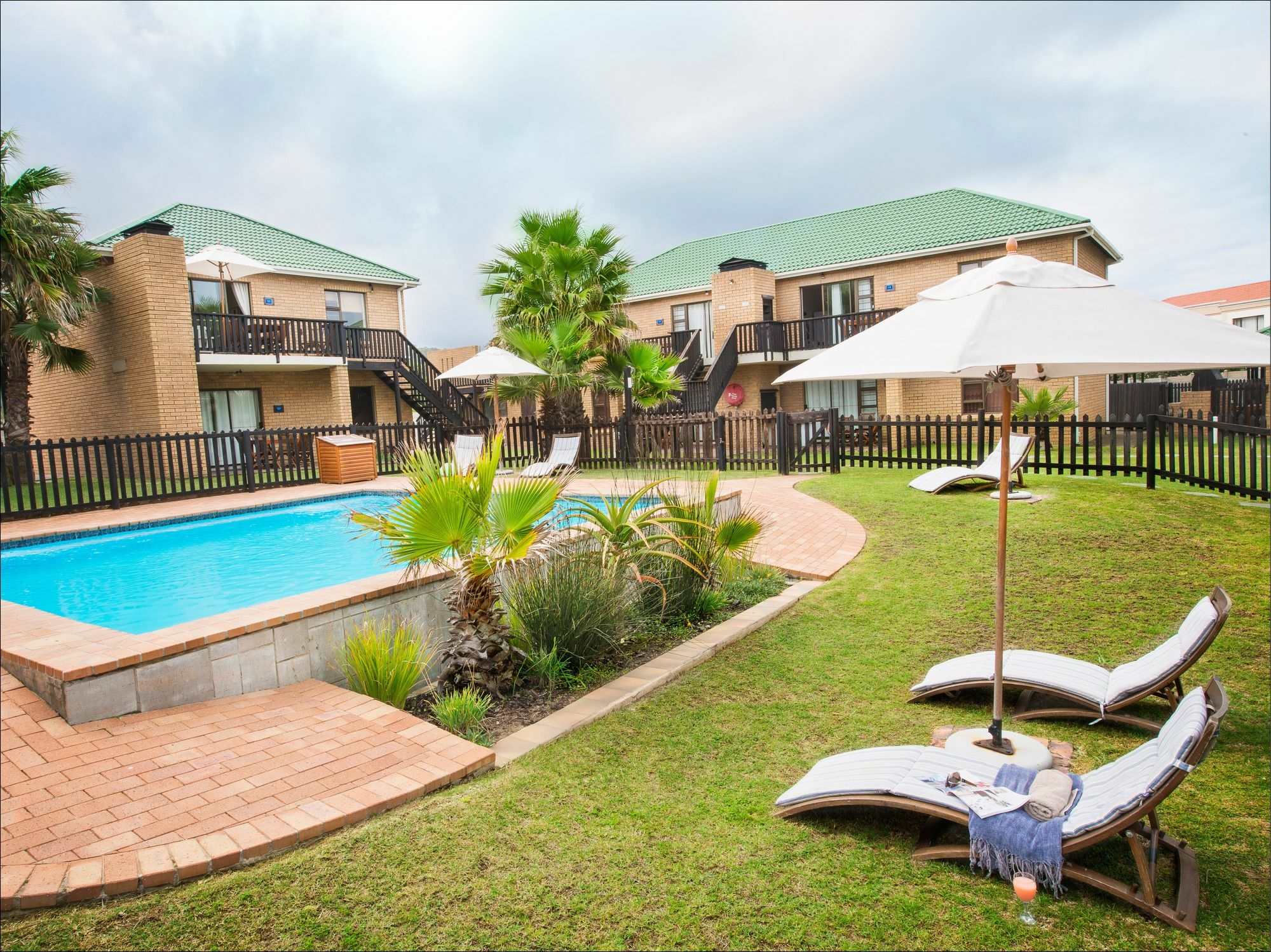 Shearwater On Sea Hotel Sedgefield Exterior photo